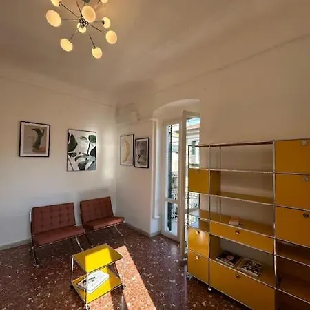 Fancy Bright With And Mountain View On An Ancient Staircase 5 Mins To The Station With 2 Balcony With Amazing View Apartment La Spezia