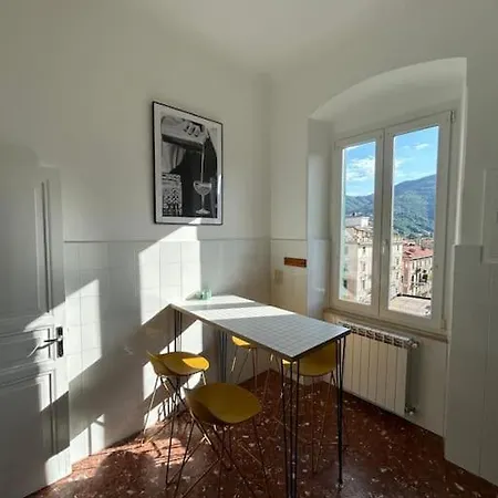 דירה Fancy Bright With And Mountain View On An Ancient Staircase 5 Mins To The Station With 2 Balcony With Amazing View