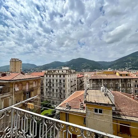 Fancy Bright With And Mountain View On An Ancient Staircase 5 Mins To The Station With 2 Balcony With Amazing View Apartment La Spezia