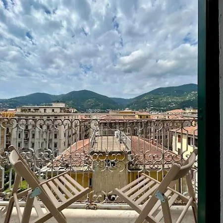 Fancy Bright With And Mountain View On An Ancient Staircase 5 Mins To The Station With 2 Balcony With Amazing View * La Spezia