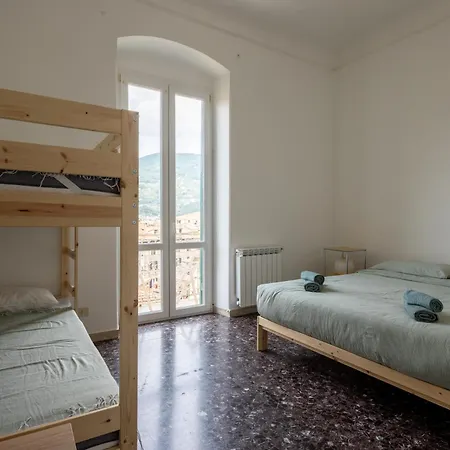 아파트 Fancy Bright With And Mountain View On An Ancient Staircase 5 Mins To The Station With 2 Balconies With Amazing View