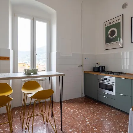 Fancy Bright With And Mountain View On An Ancient Staircase 5 Mins To The Station With 2 Balconies With Amazing View * لا سبيتسْيا