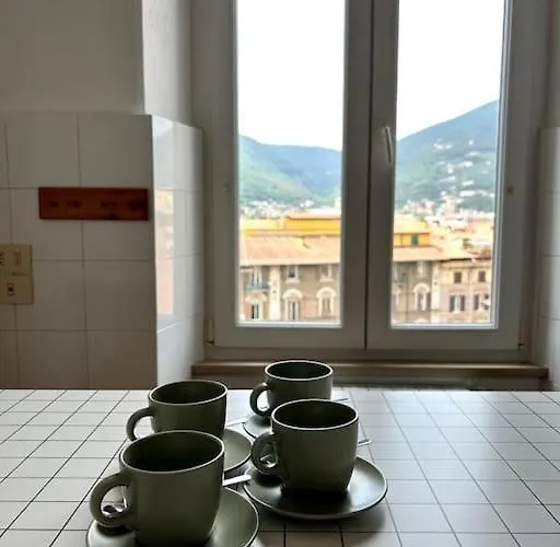 Fancy Bright With And Mountain View On An Ancient Staircase 5 Mins To The Station With 2 Balcony With Amazing View